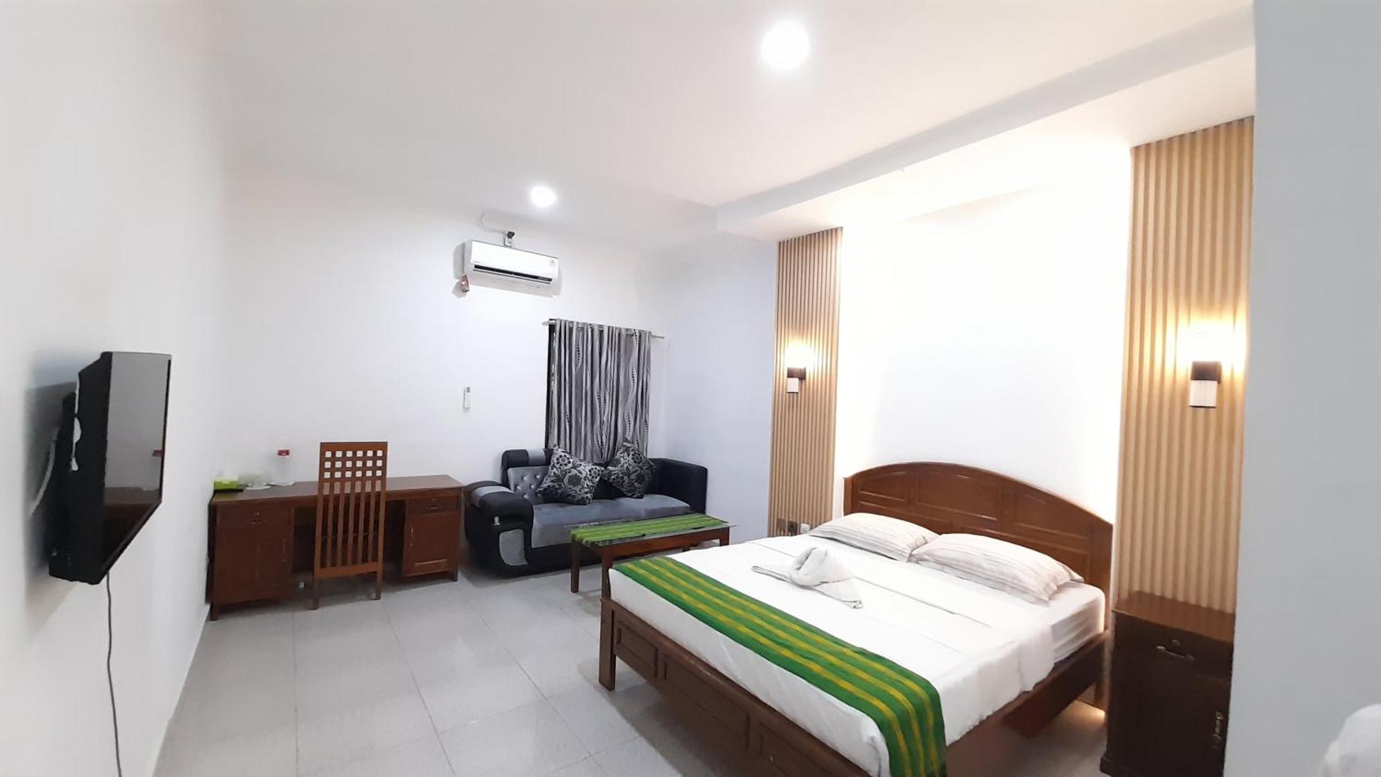 Hotel Green Prundi Labuan Bajo Exterior photo